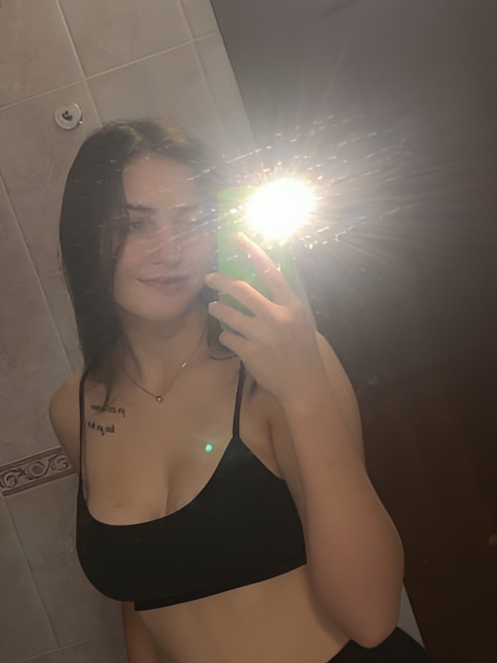 Богдана привлекальеная девушка из Можги цена от 5000 руб