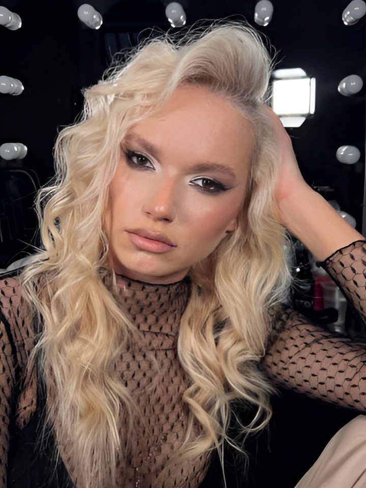 Индивидуалка Рада, доступна для личного знакомства от 10000 руб