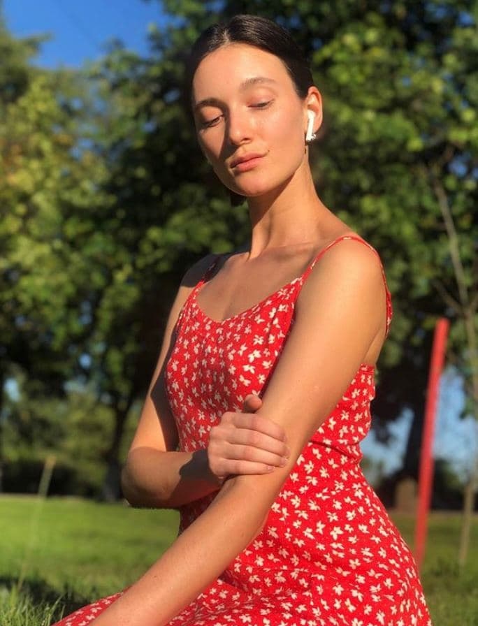 Индивидуалка 🎥 Энни, доступна для личного знакомства от 4000 руб