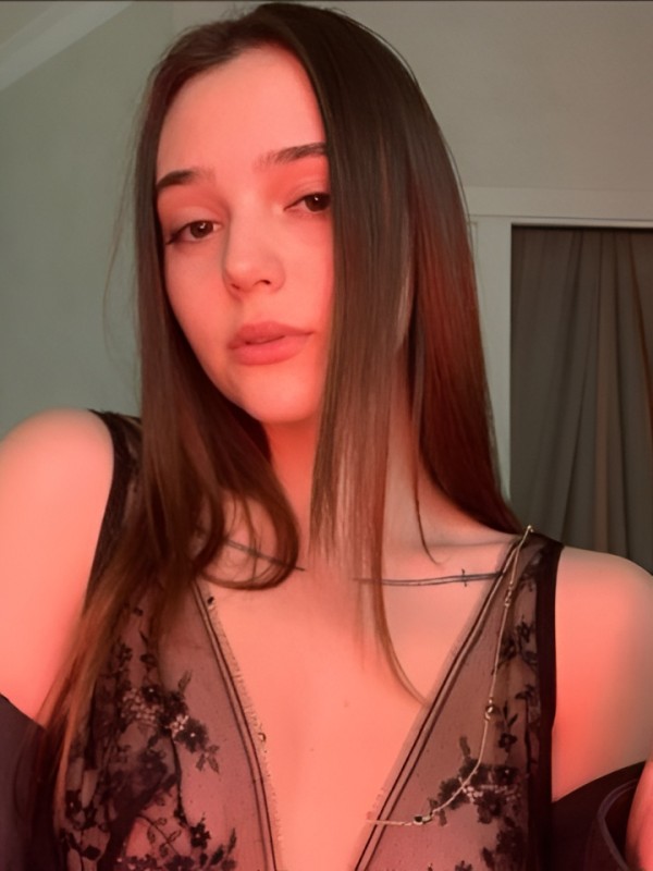 Леля привлекательная девушка из Можги цена от 3000 руб