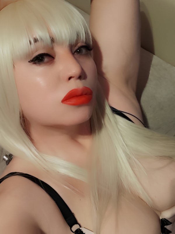 Ника привлекательная девушка из Можги цена от 3000 руб