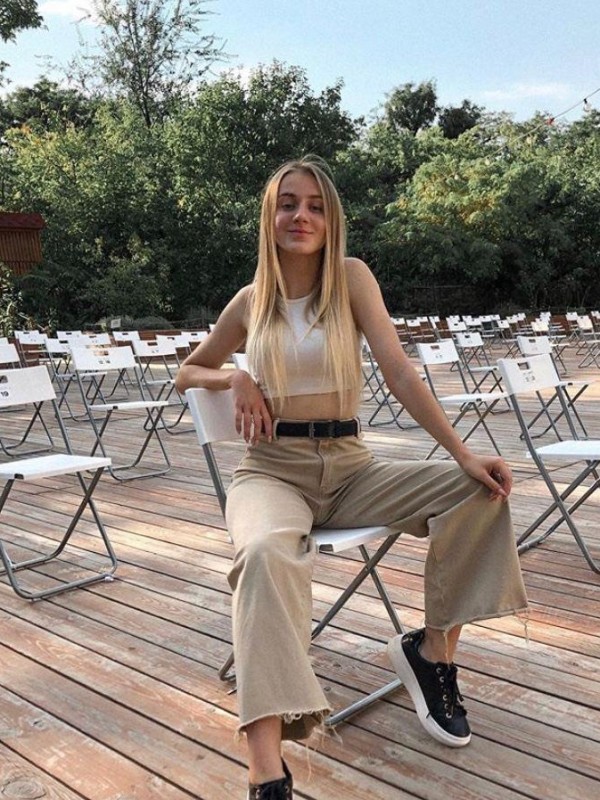 🎥 ДАРЬЯ привлекательная девушка из Можги цена от 5000 руб