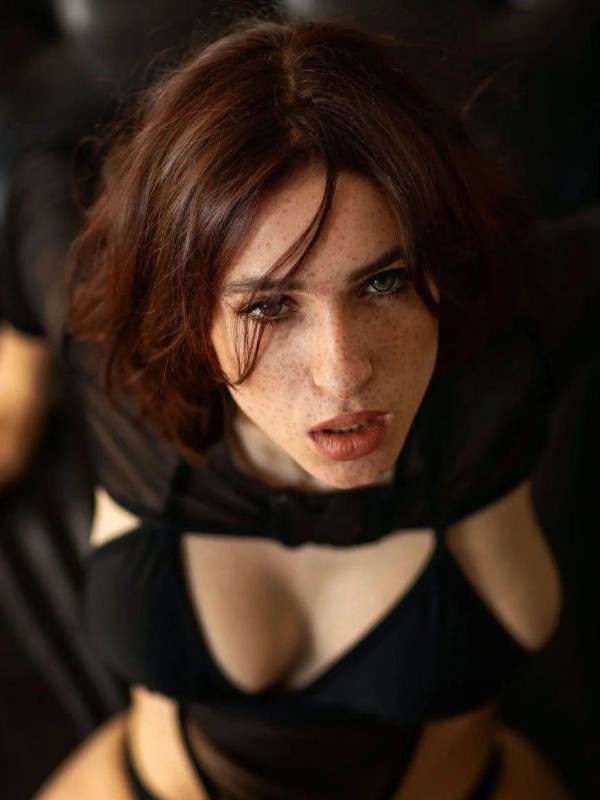 Маруся привлекательная девушка из Можги цена от 5000 руб