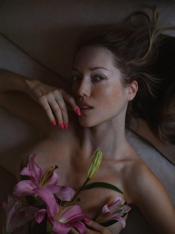 Виола привлекательная девушка из Можги цена от 6000 руб